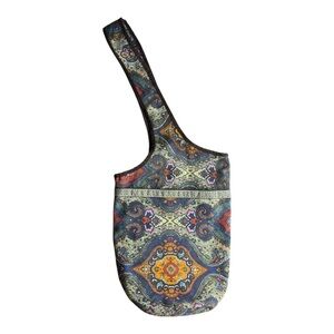 Ewedoos Yoga Mat bag lined Paisley Outside Pocket & zipper pocket Tote Bag PreLv